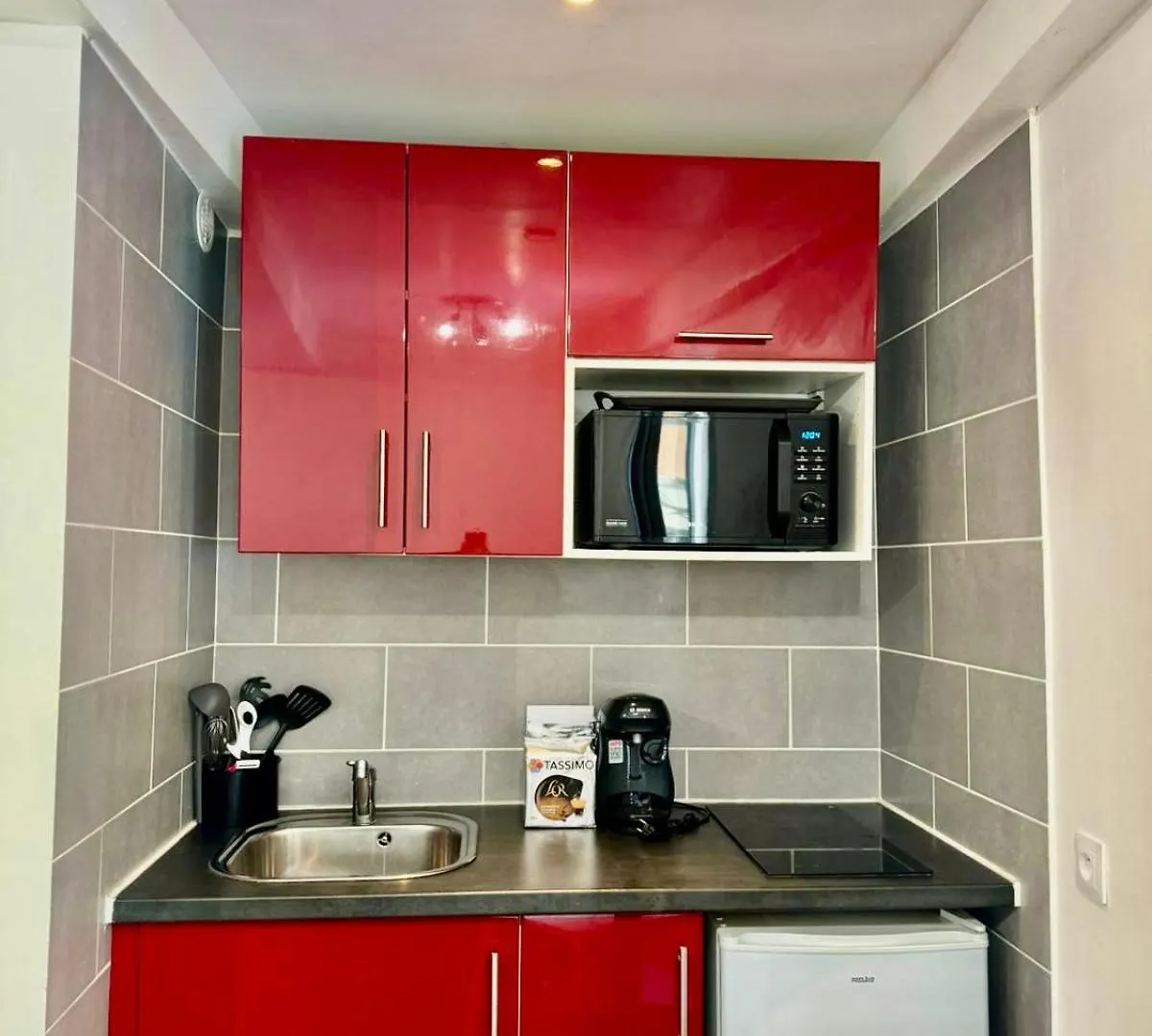 Appartement Studio Nice Port Bonaparte Place Du Pin France