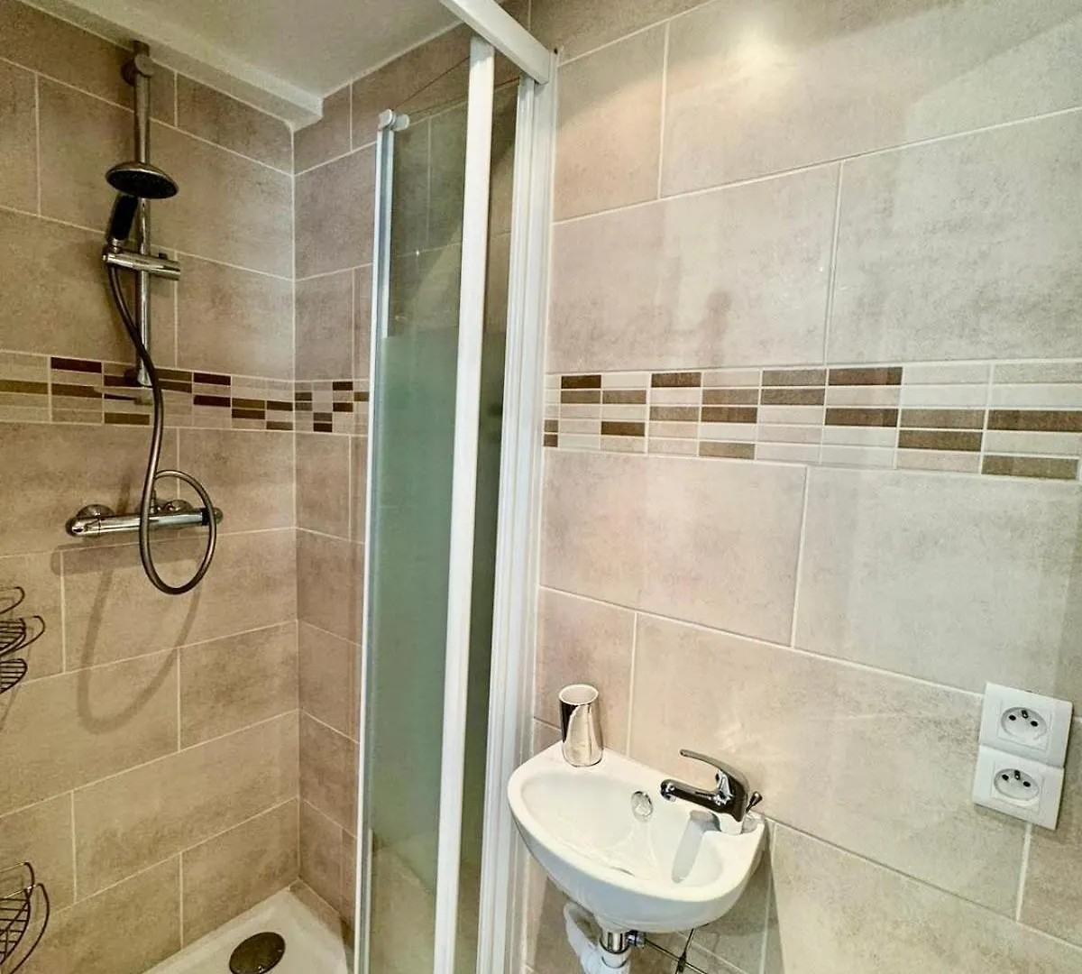 Apartment Studio Nice Port Bonaparte Place Du Pin